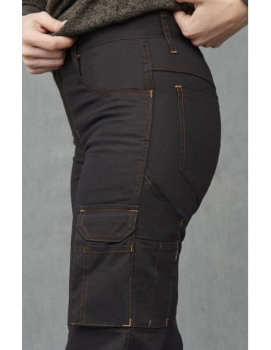 Pantalón elástico multibolsillos